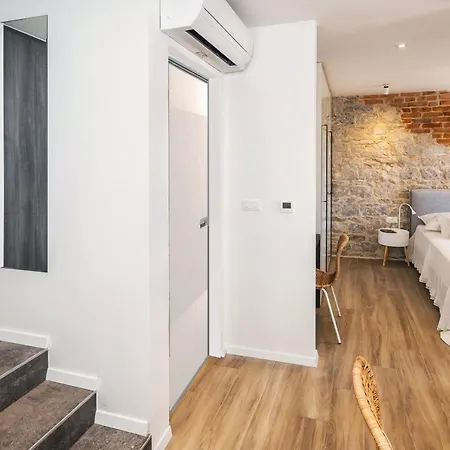 Apartament Lucio *